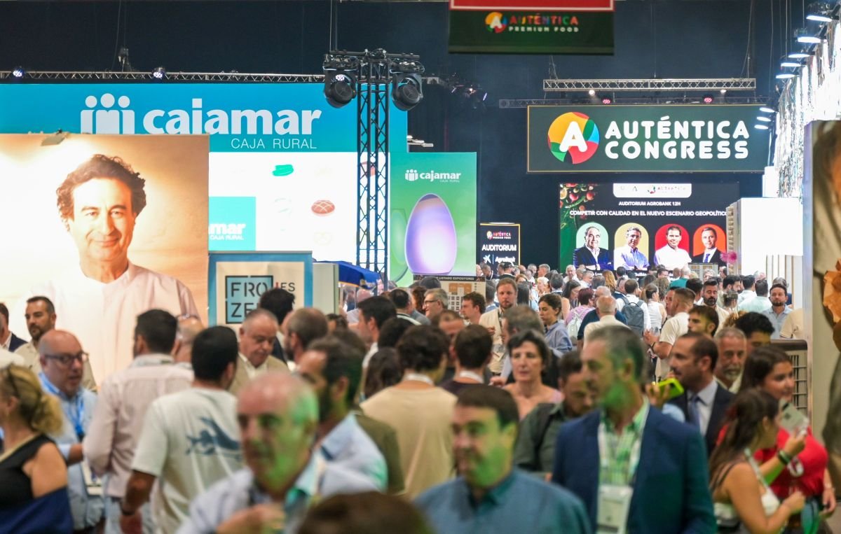 Ilustración del recinto ferial de Auténtica 2026 con profesionales del sector agroalimentario